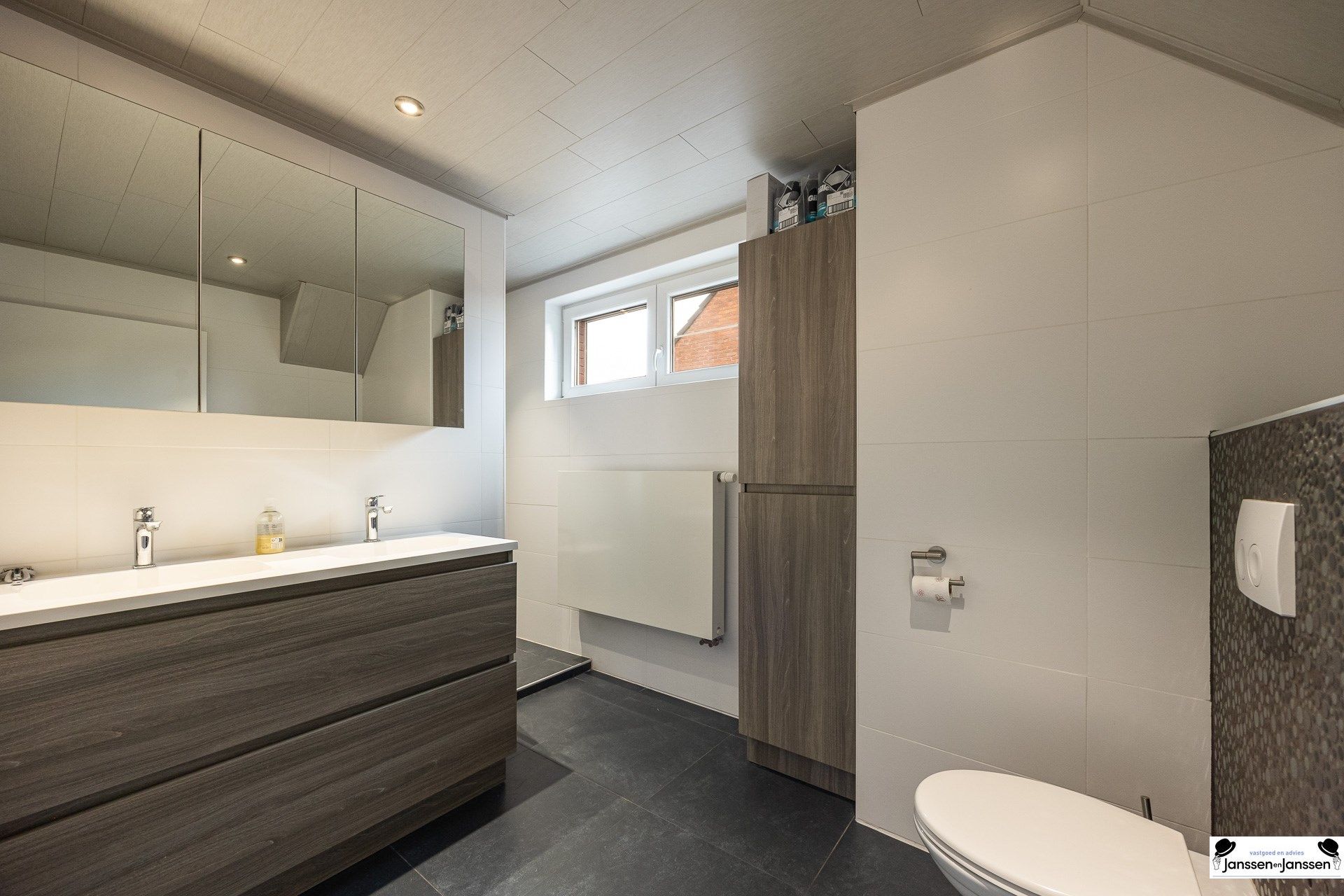 Energiezuinige, instapklare woning met 3à4 slaapkamers in het centrum van Wuustwezel! foto 16