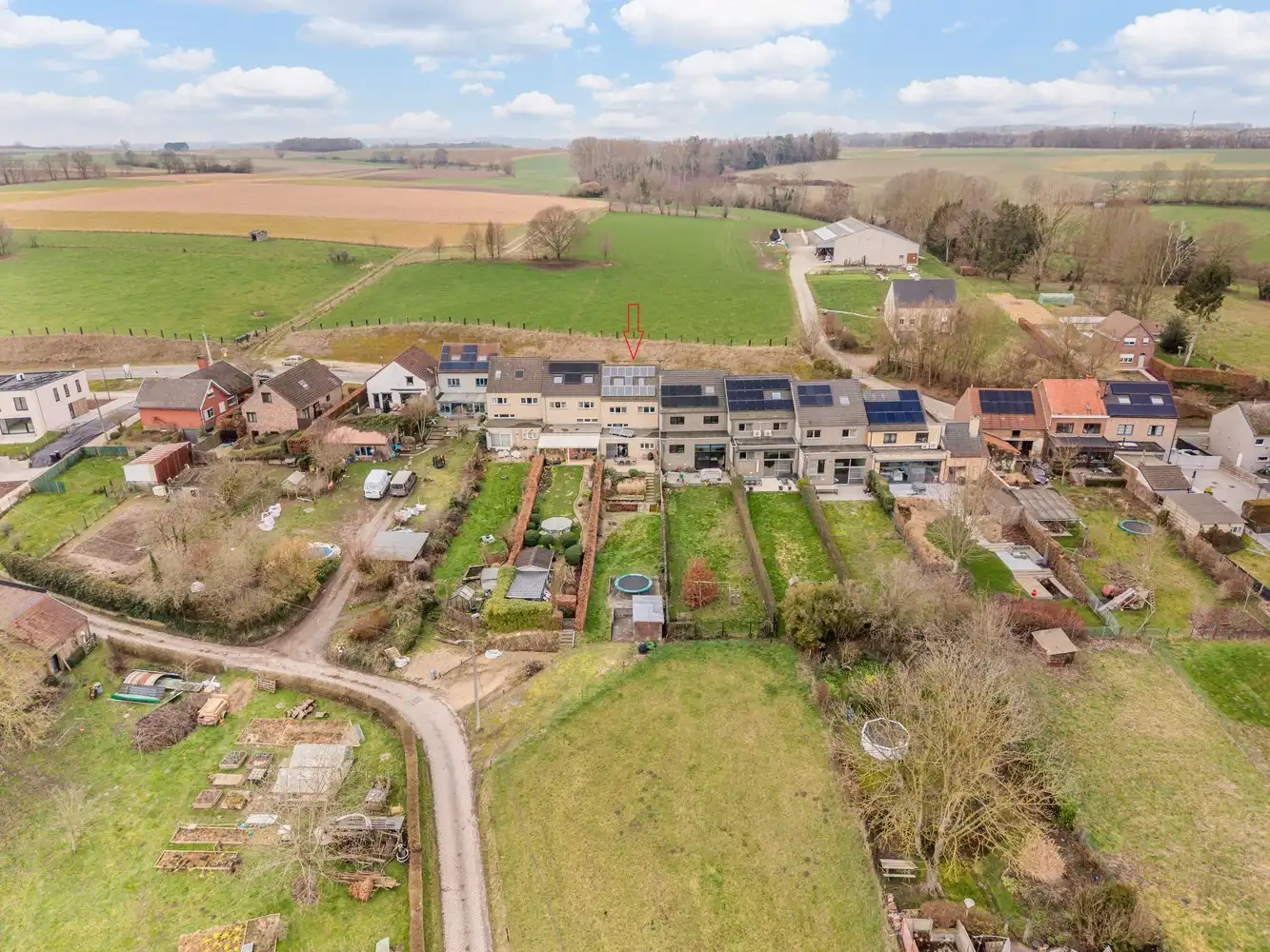 Energiezuinige woning met 4 slaapkamers, een garage en een tuin met een achteruitgang grenzend aan natuurgebied te Bertem! foto 2