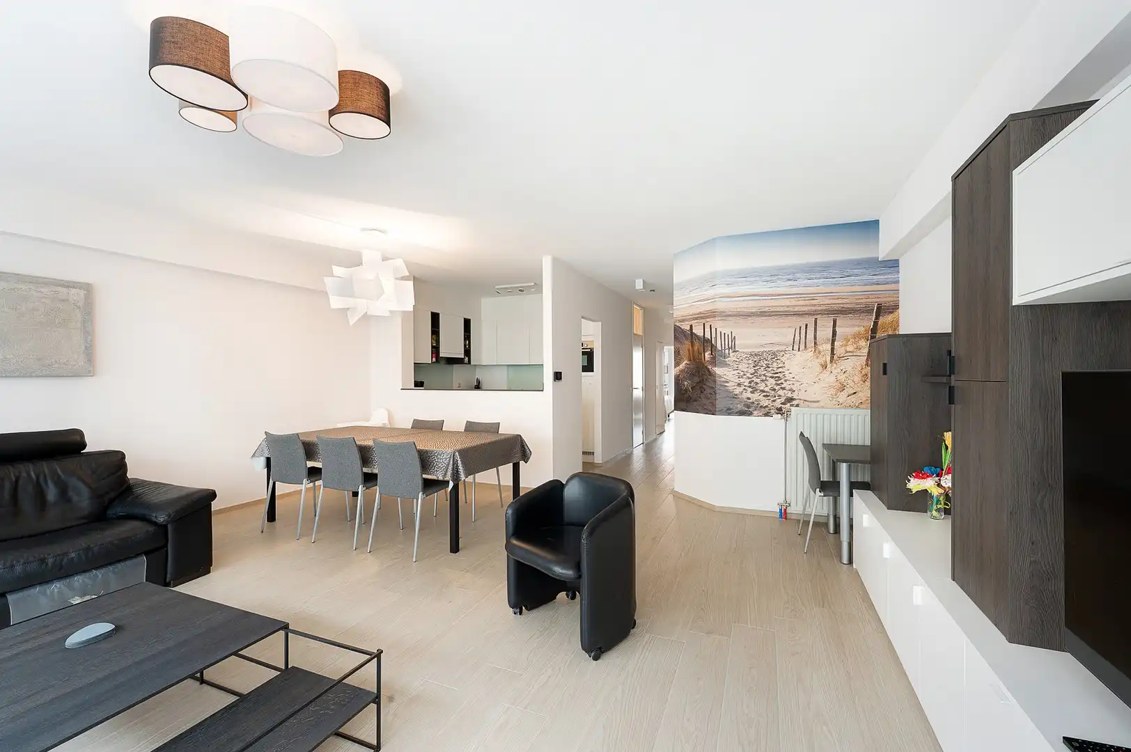 Een ruim appartement op toplocatie in het hart van Knokke. foto 3