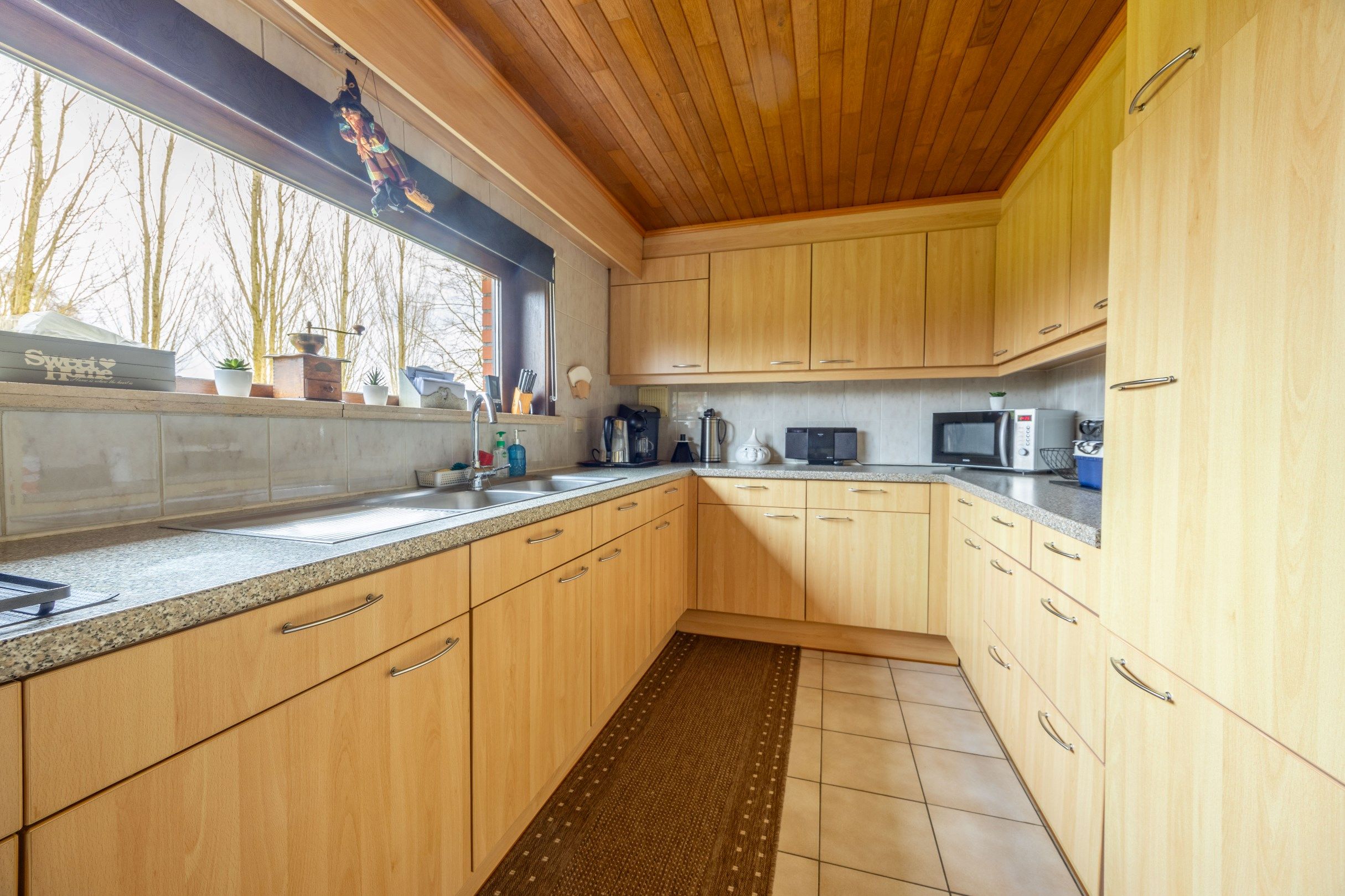 LANDELIJK GELEGEN WONING OP 3.803M² foto 11