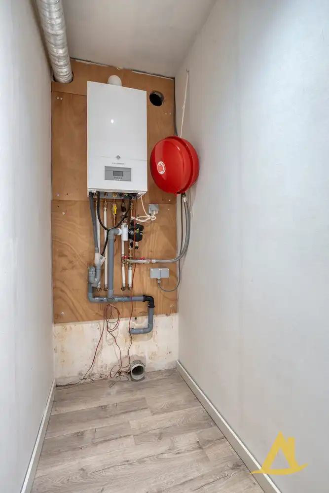 INSTAPKLAAR APPARTEMENT IN HET HART VAN DIEST! foto 16