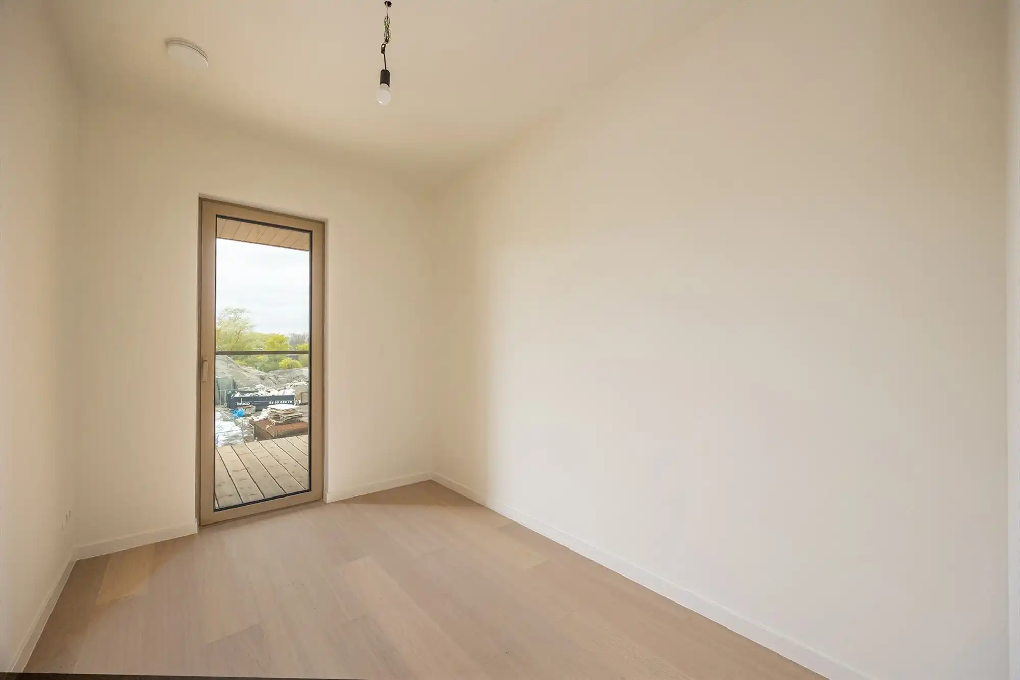 Shigeru Ban: app. met 3 slpkmrs., 2 bank. en 2 terrassen foto 27