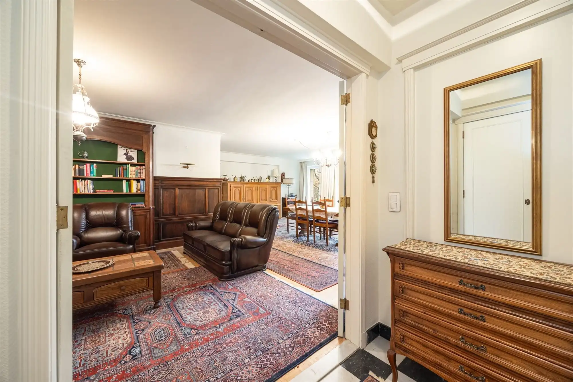 Ruim app. met 3 slpkmrs en 2 terrassen én garage foto 13