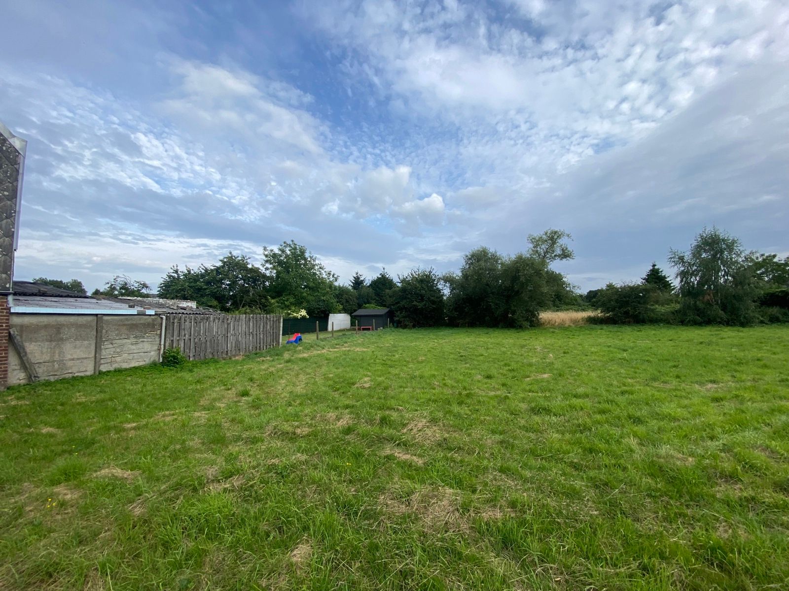 Mooi perceel bouwgrond van 5a 18ca - halfopen bebouwing foto 4