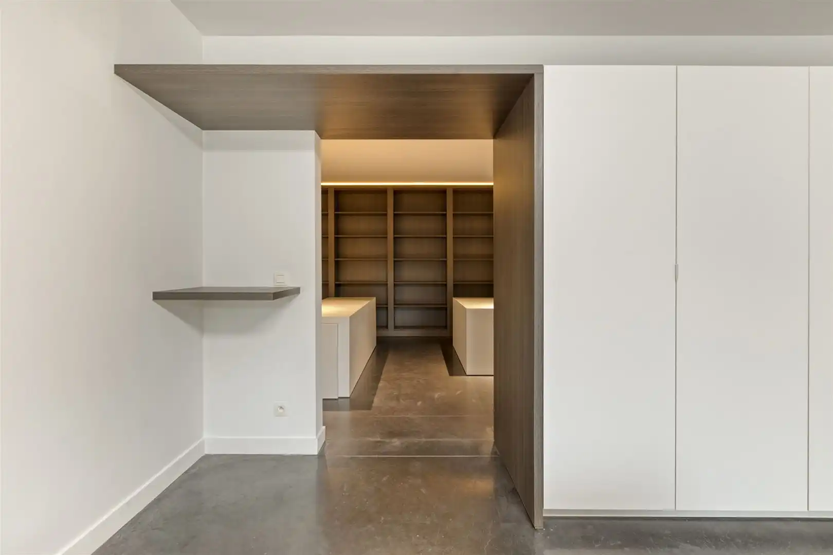 TE KOOP: Modern kantoor op gunstige locatie te Houthalen! foto 13