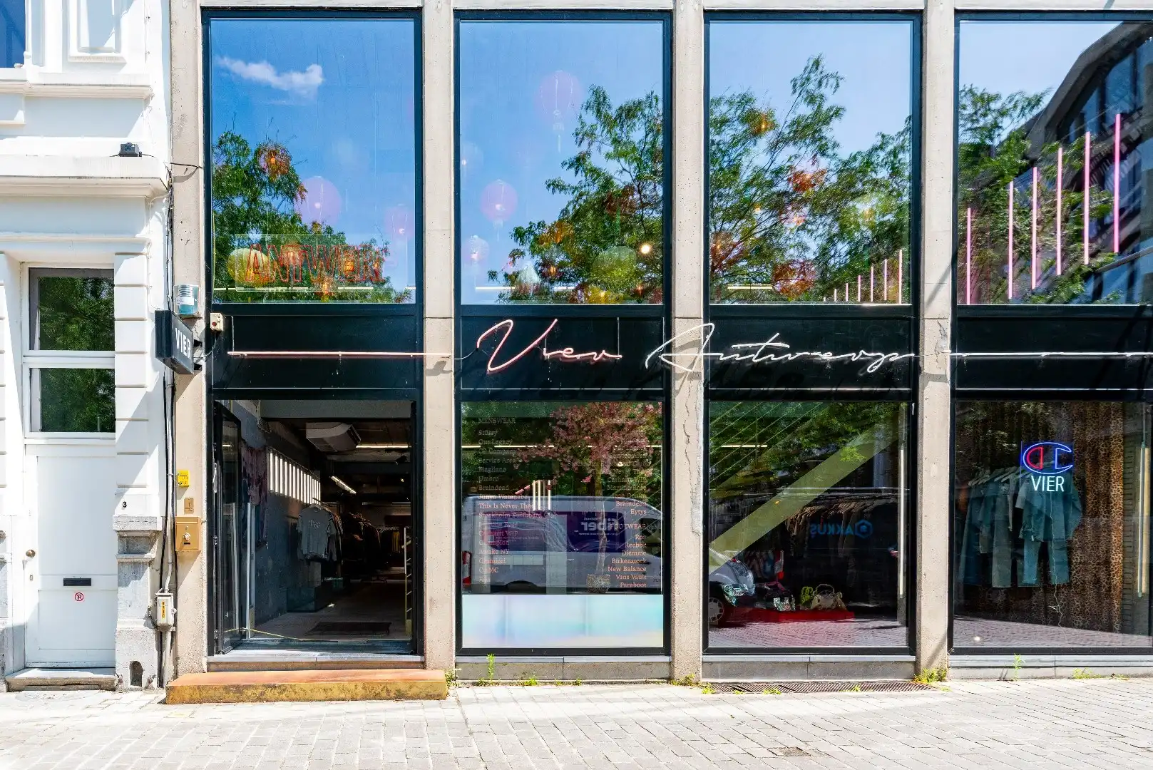 Commerciële ruimte te huur Theodoor Van Rijswijckplaats 4 -/GLV - 2000 Antwerpen