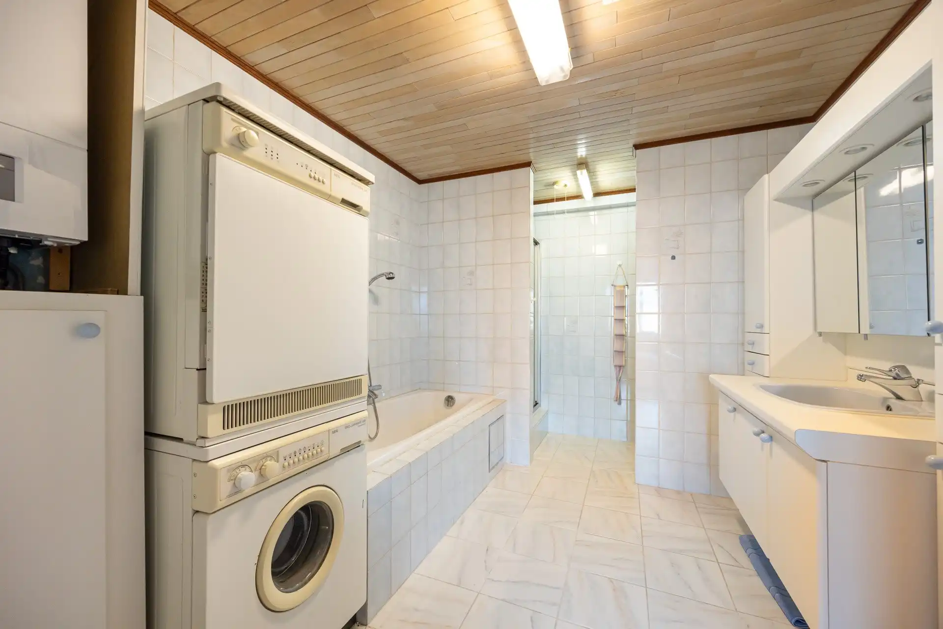 Appartement met veel potentieel Appartement met veel potentieel en panoramisch dakterras in Antwerpen-Noord foto 9