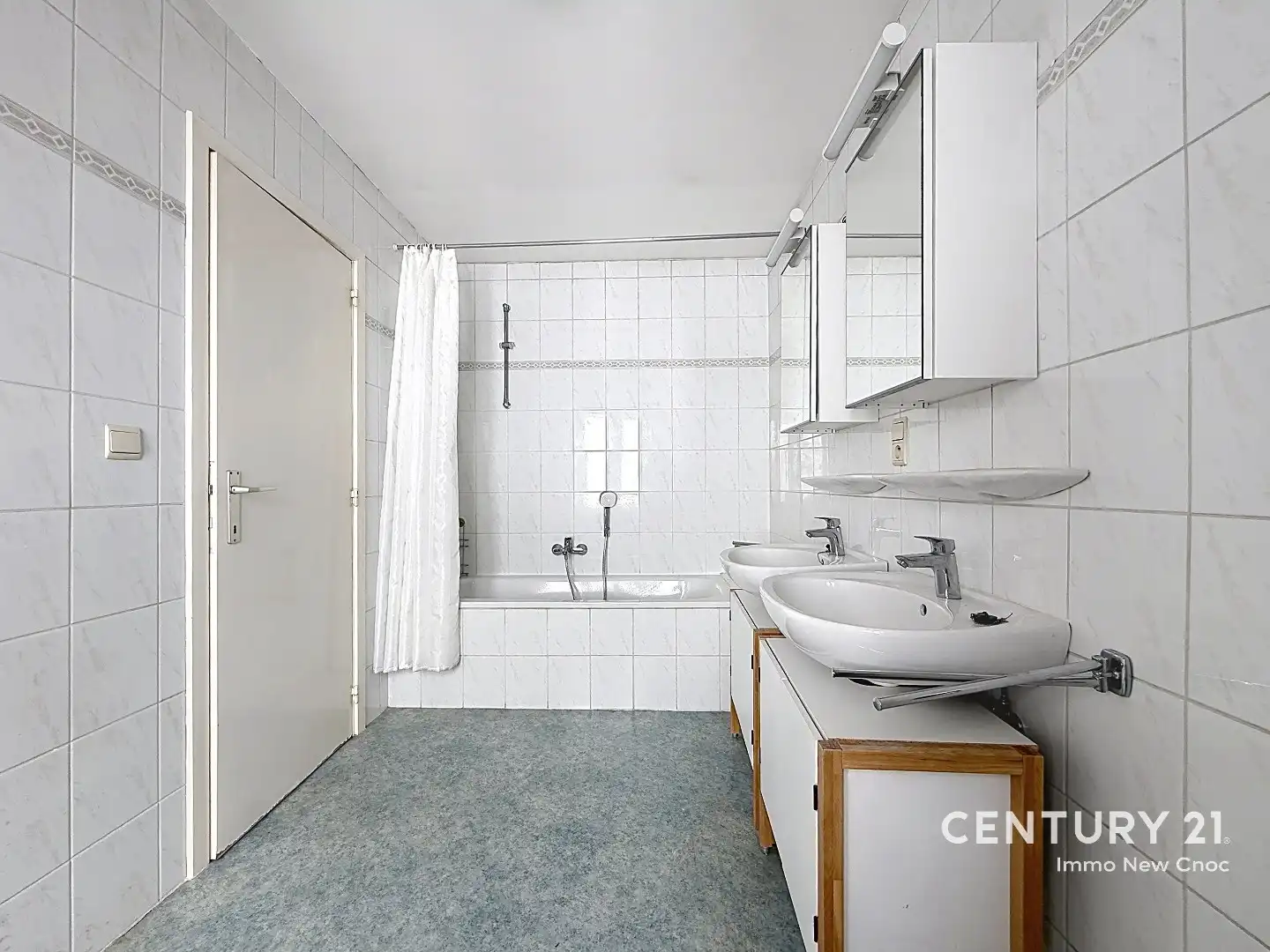 RUIM appartement op toplocatie foto 10