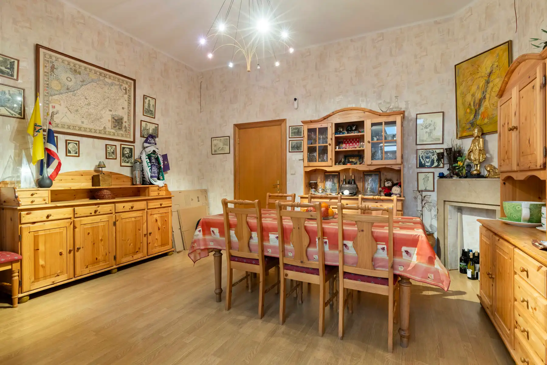Ruime Stadswoning met garage op topligging foto 4
