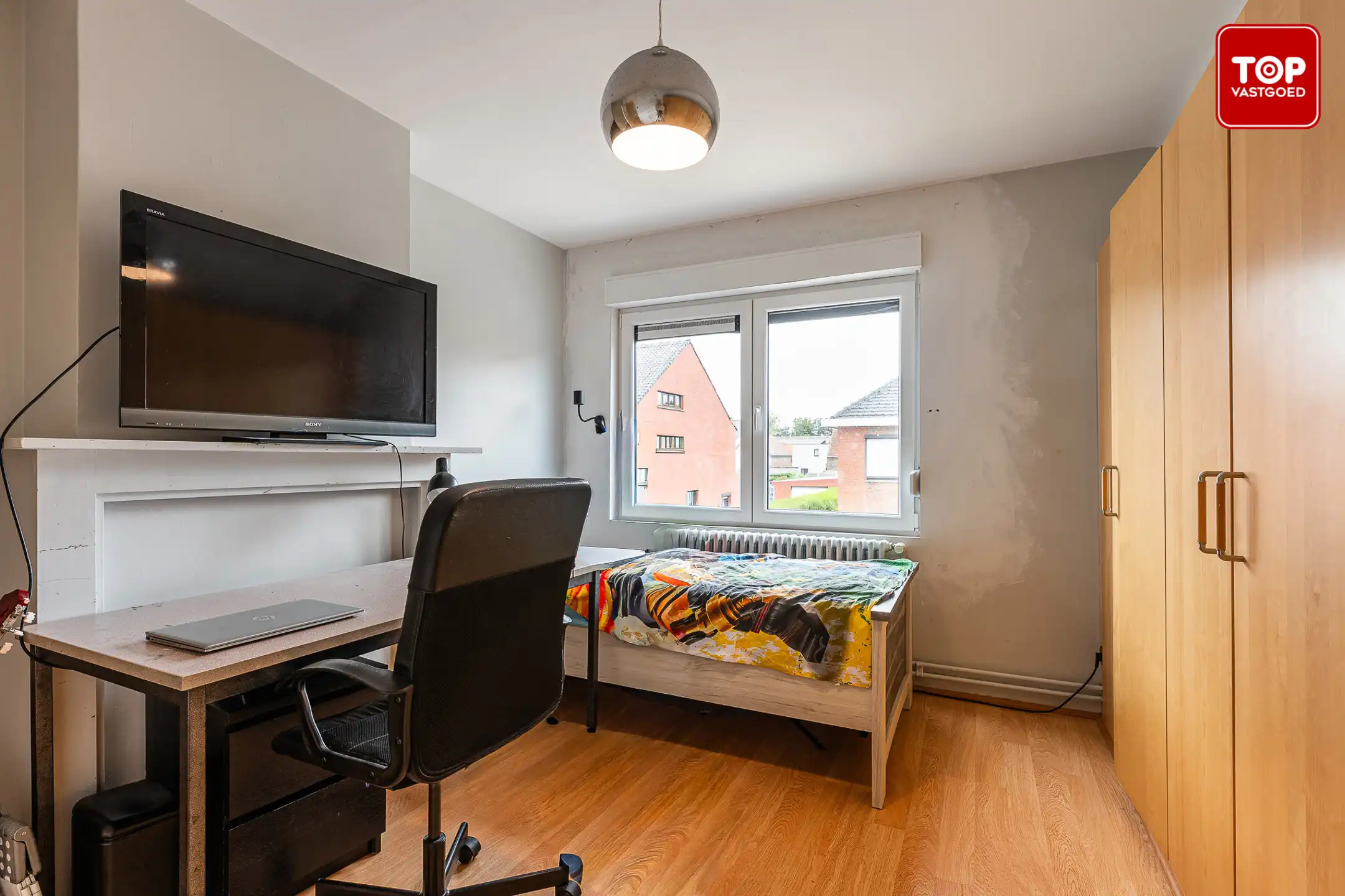 Instapklare halfopen woning in een gezinsvriendelijke buurt. foto 14
