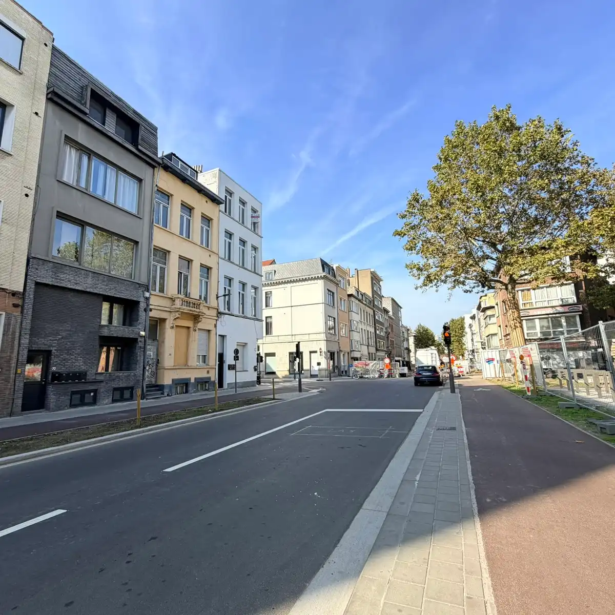 Opbrengsteigendom op goede locatie met verschillende opties foto 2