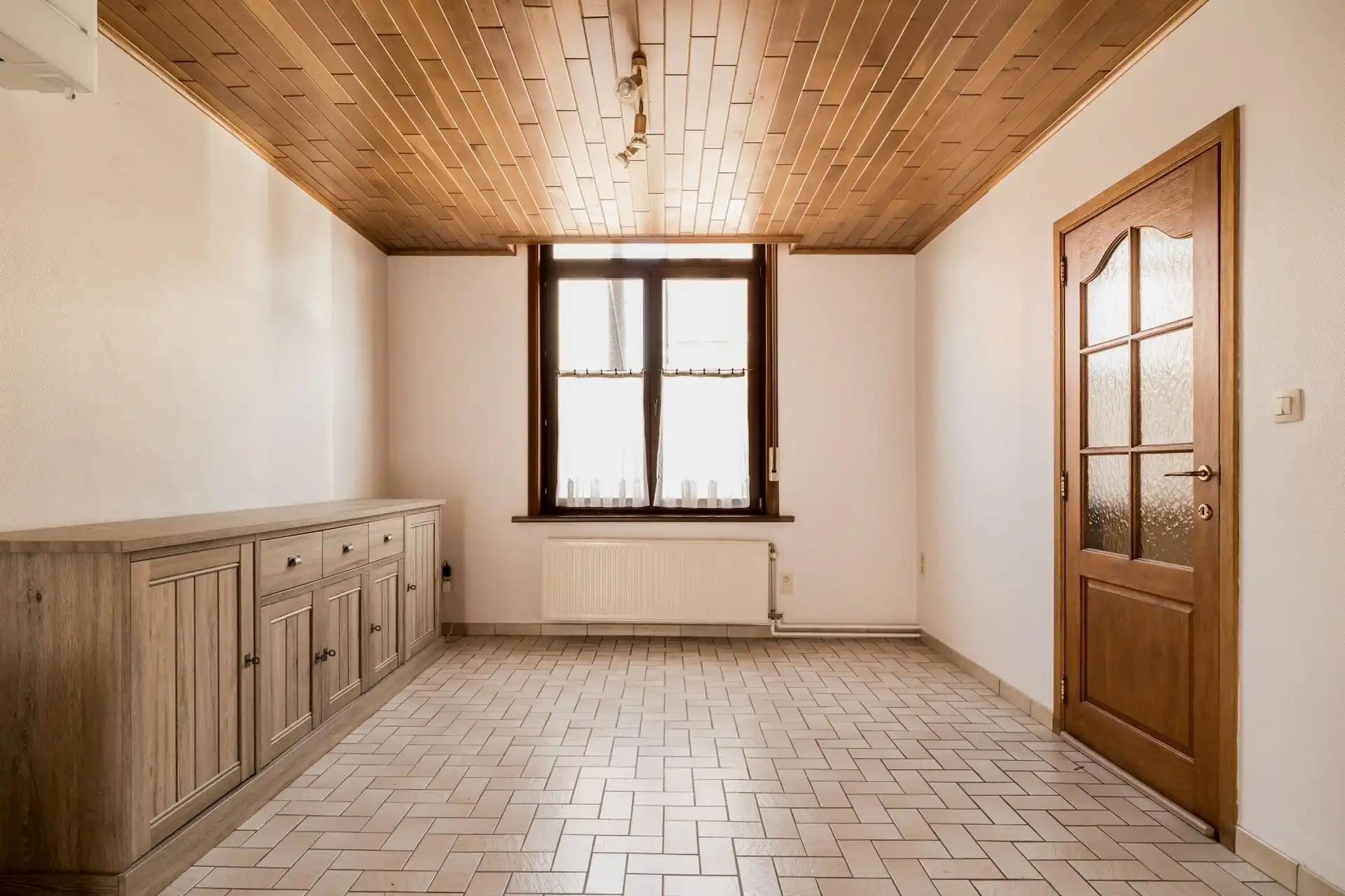 Eengezinswoning met 3 slpks en toegang via de tuin! foto 7