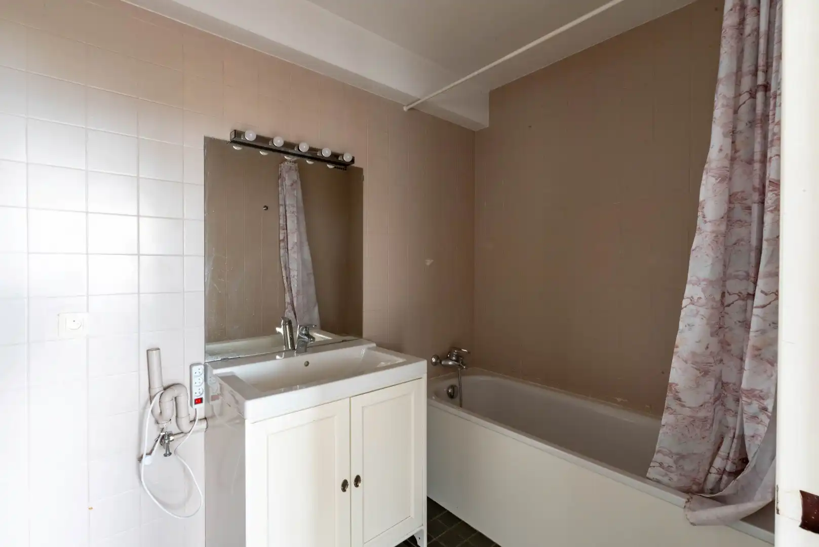 2 slaapkamer appartement met veel lichtinval foto 15