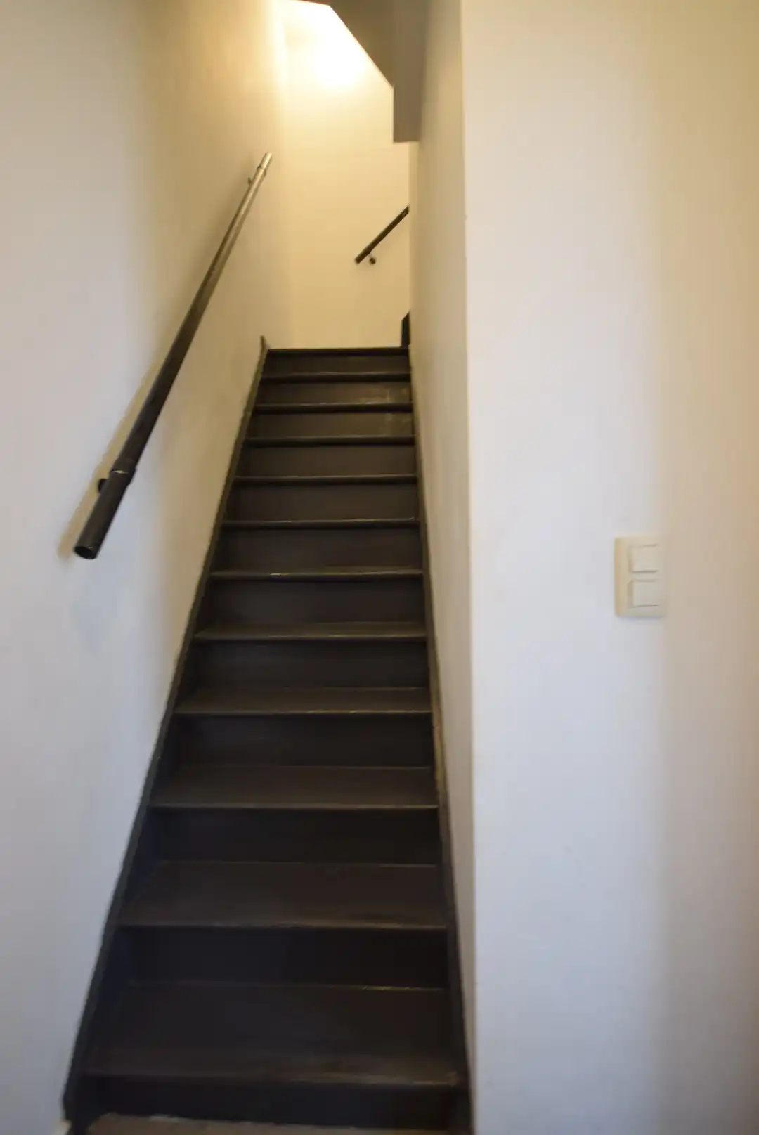 GEZELLIGE VOLLEDIG GERENOVEERDE STADSWONING foto 9