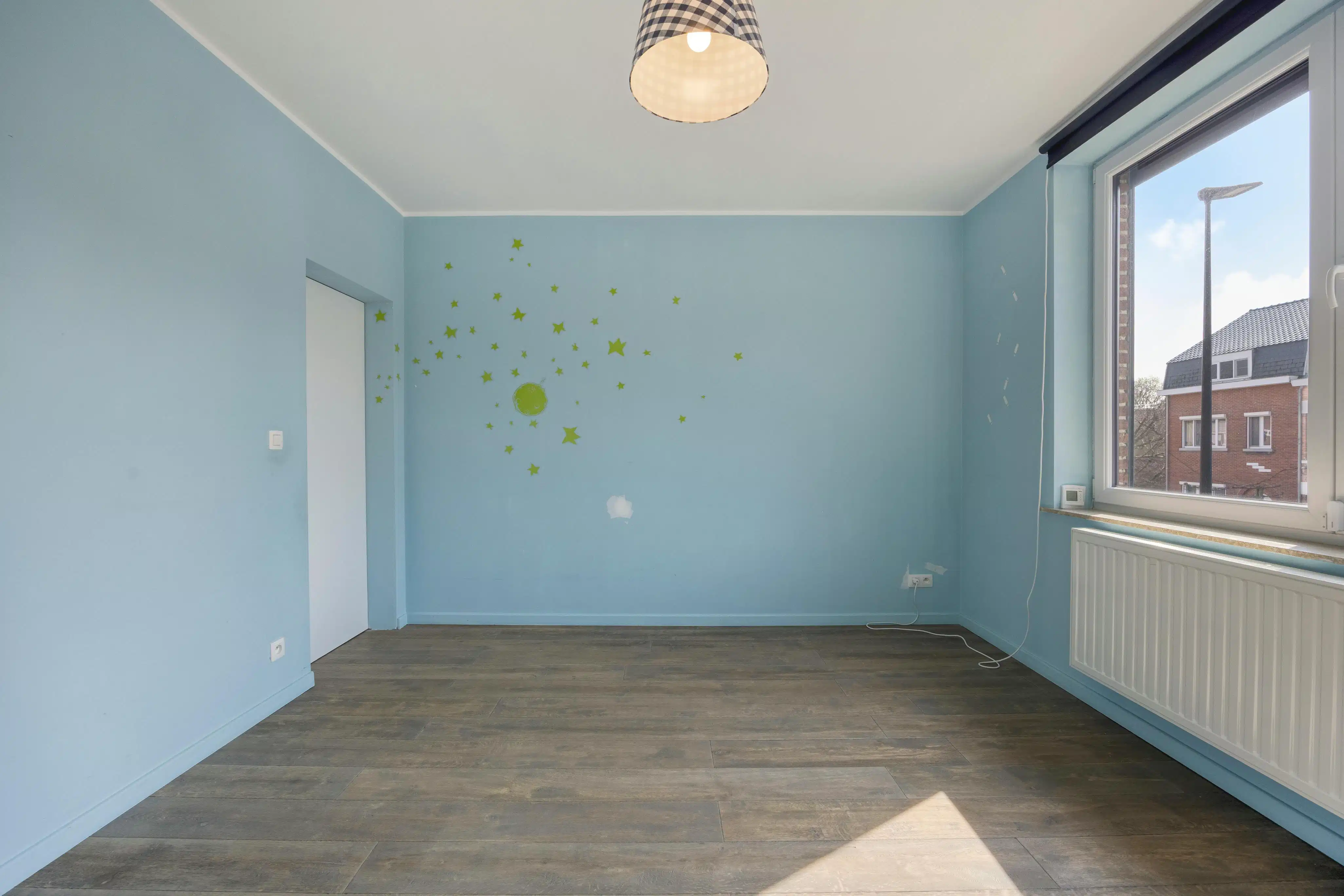 Driegevel huis met 4 slaapkamers, garage en tuin in Wemmel  foto 16