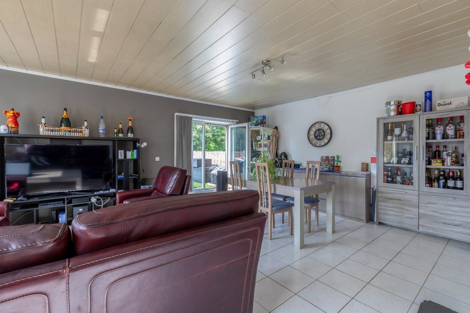 TOPPER ! Opbrengsteigendom met 2 appartementen en 2 garages  foto 5