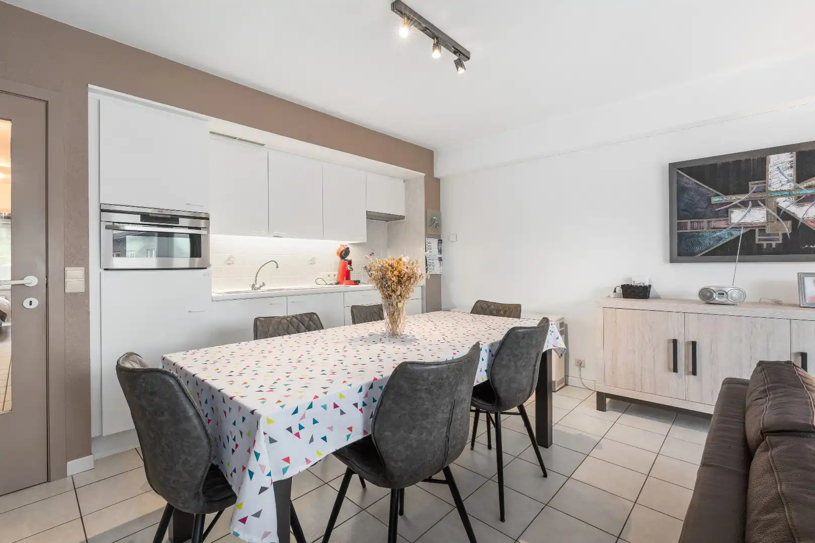 Instapklaar appartement - centrum Wenduine foto 2