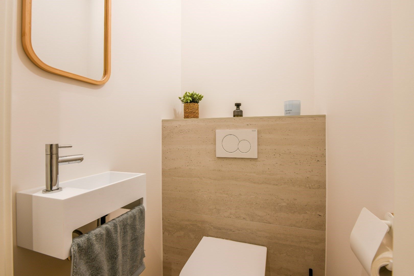 Mooi gerenoveerd appartement gelegen tussen de Zeedijk en het Driehoeksplein foto 16