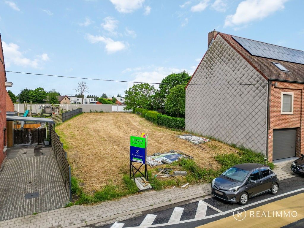 ()=>{if(producerUpdateValueVersion(node),producerAccessed(node),node.value===ERRORED)throw node.error;return node.value} Kapelstraat 82 - 8540 Deerlijk