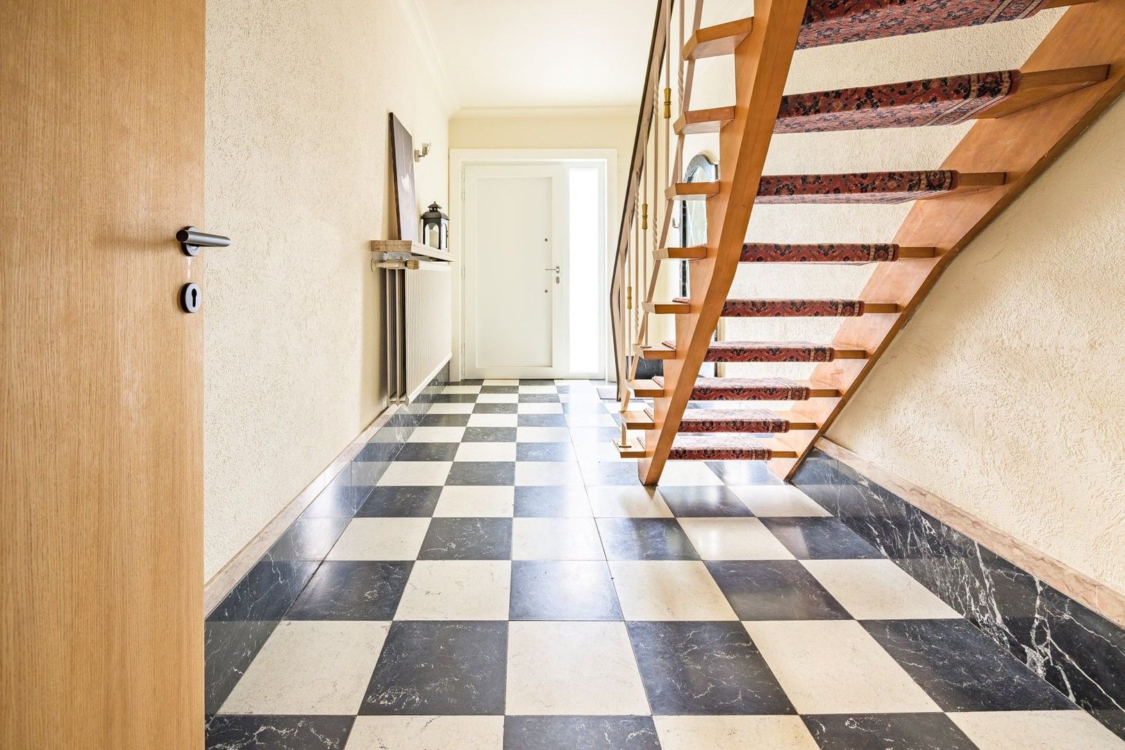 Instapklare woning met garage in een rustige straat! foto 25