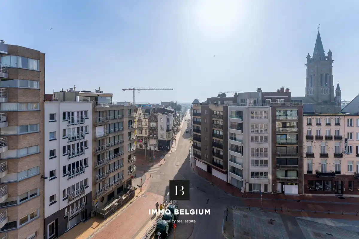 Appartement met ruim zonneterras en zijdelings zeezicht foto 8