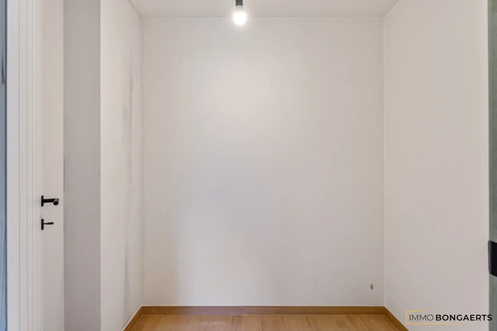 Nieuwbouwwoning met 4 slaapkamers foto 13