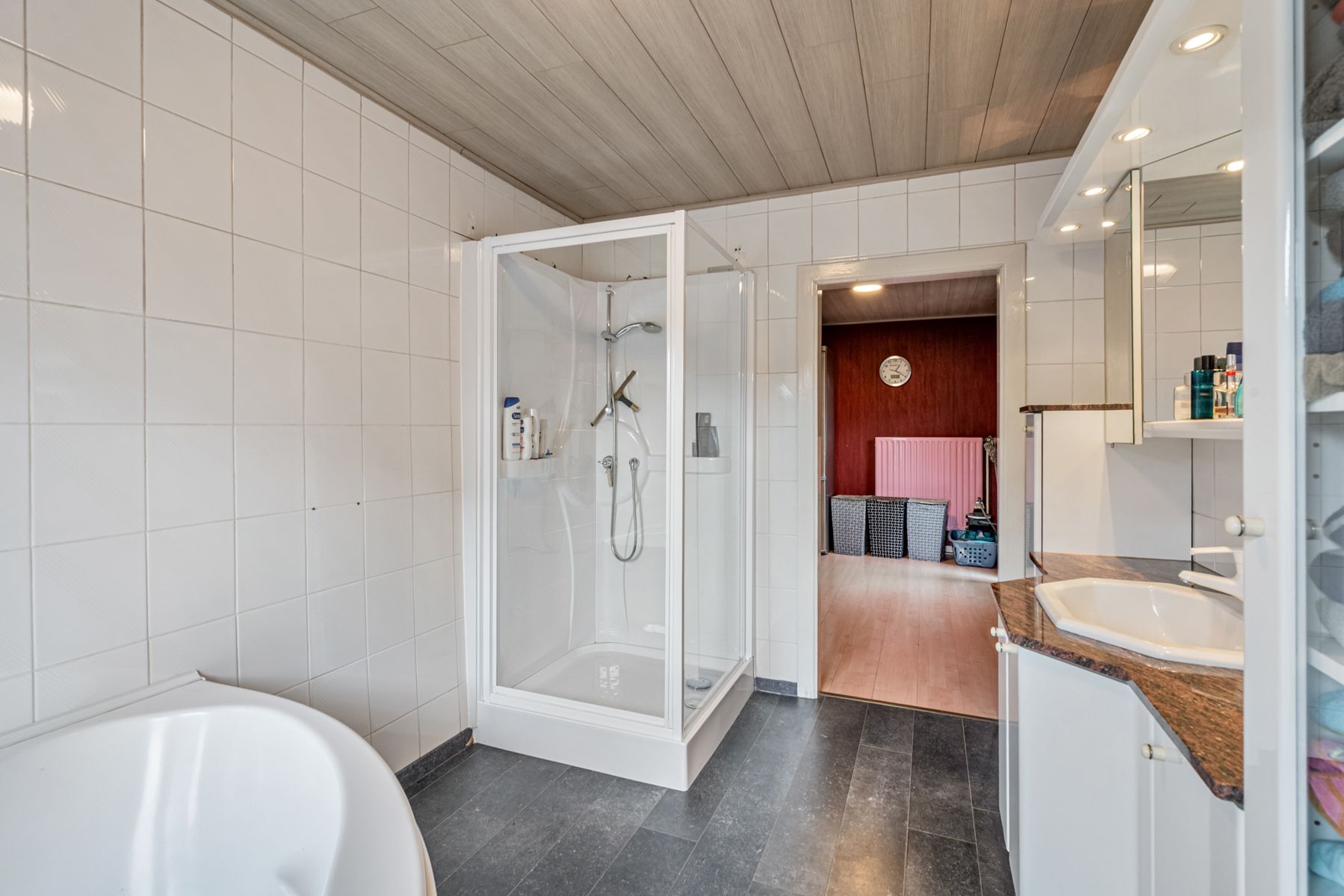 Rustig gelegen, ruime woning met dakterras  foto 15