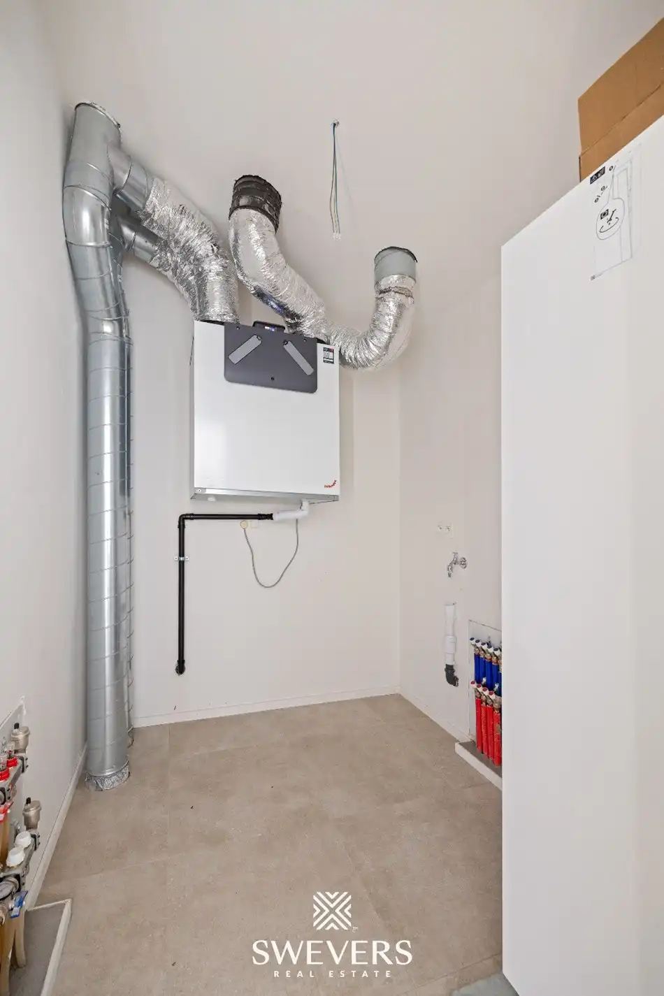 Moderne nieuwbouwwoning met carport in Leopoldsburg foto 24