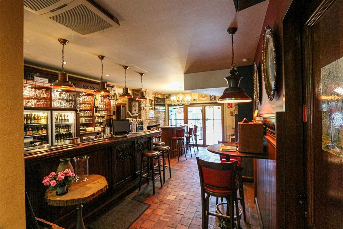 Rendabel Restaurant met woonst op Toplocatie foto 4