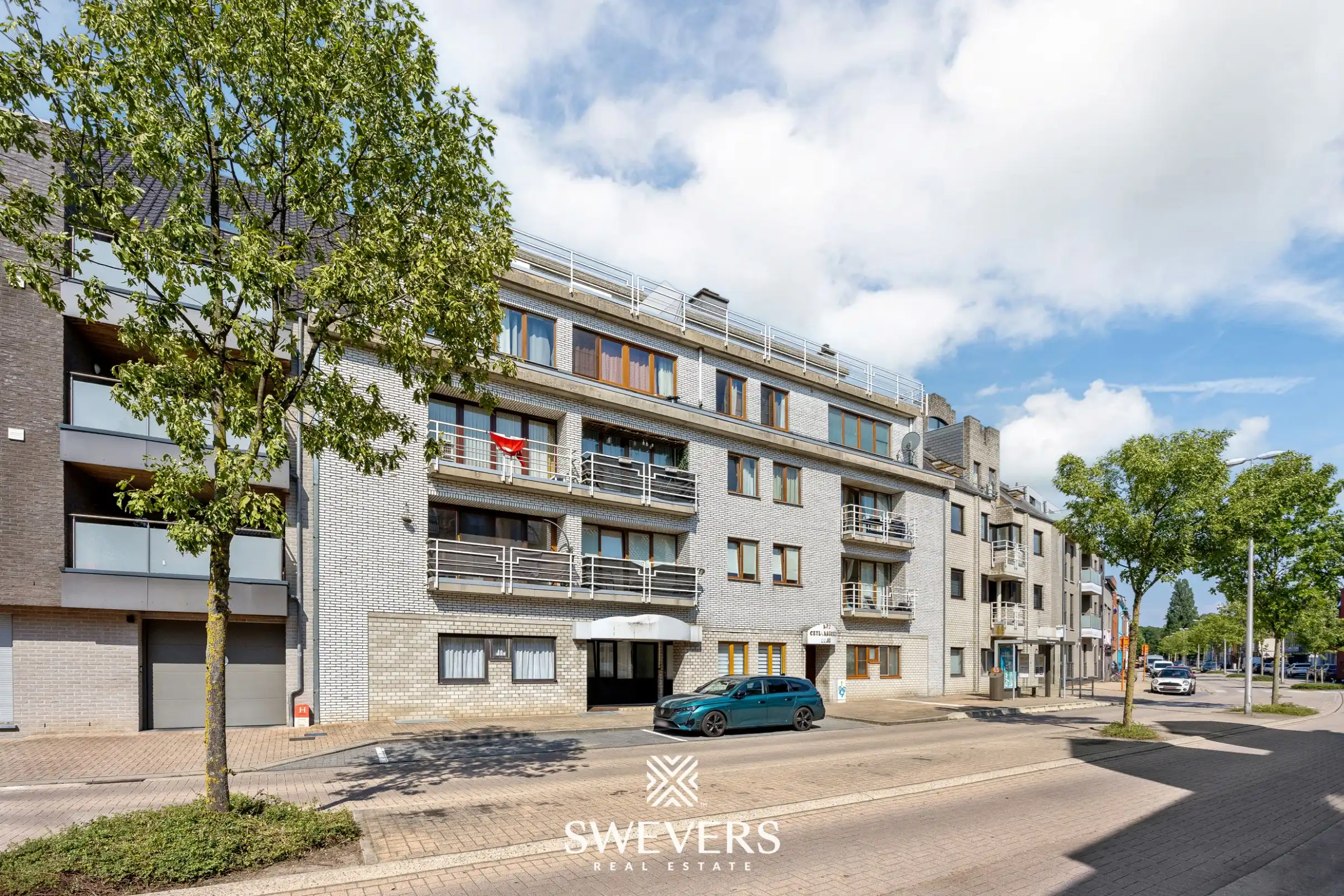 Uitstekend gelegen en instapklaar appartement met 2 slaapkamers te Genk foto 24
