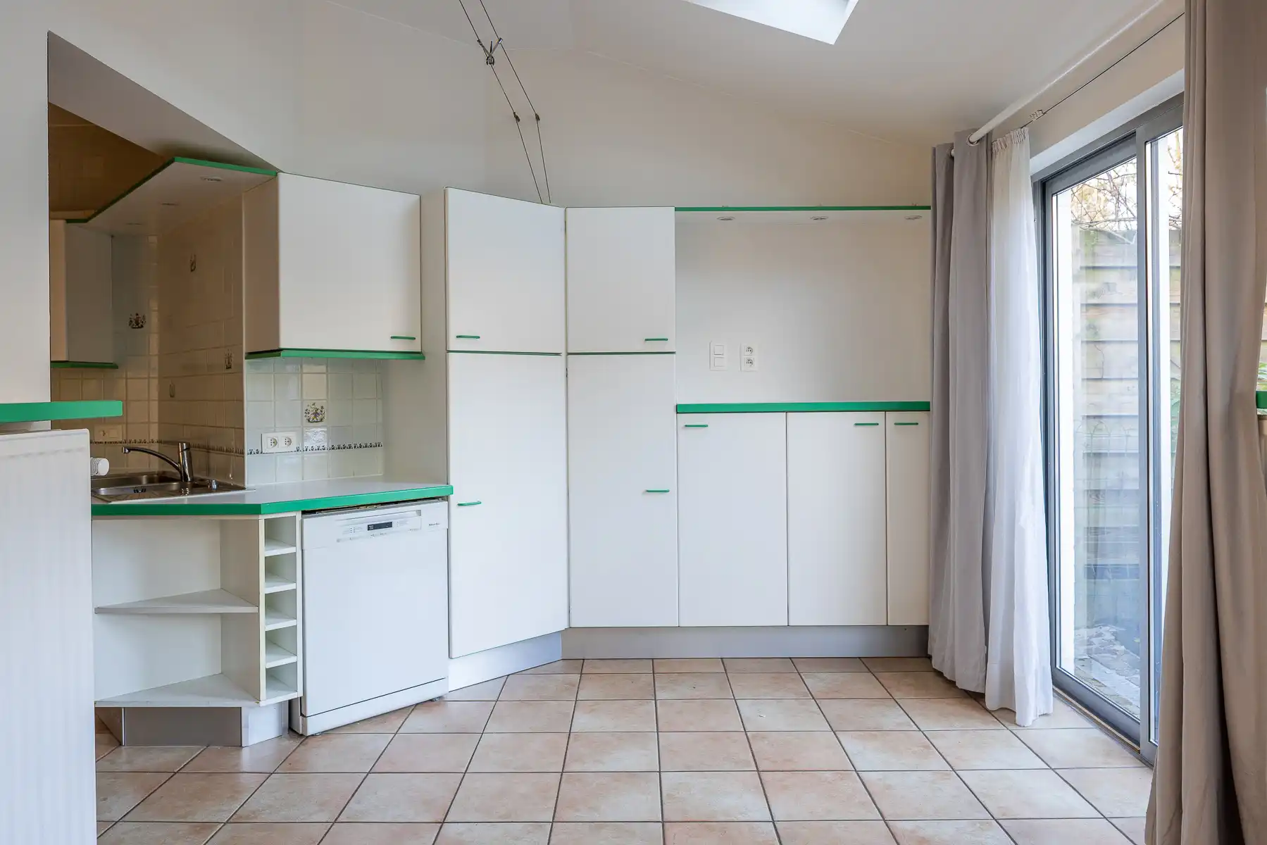 Woning met verzorgde tuin foto 7