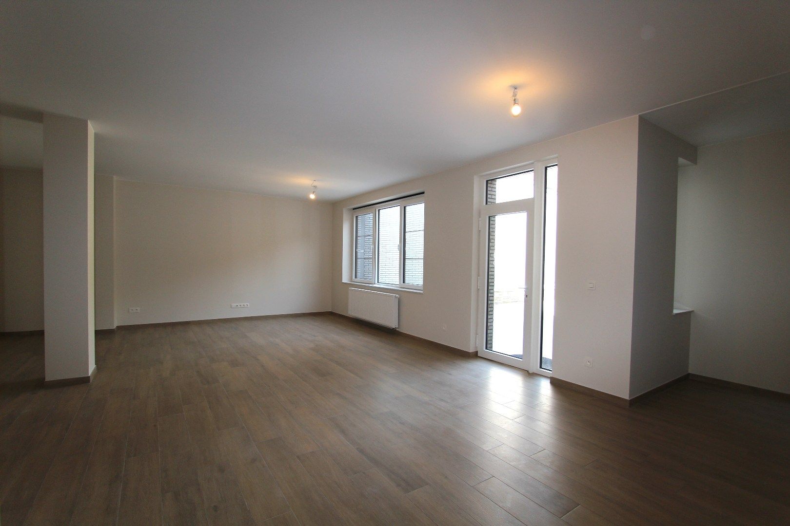 LUXE GELIJKVLOERS APPARTEMENT MET GROOT TERRAS foto 4