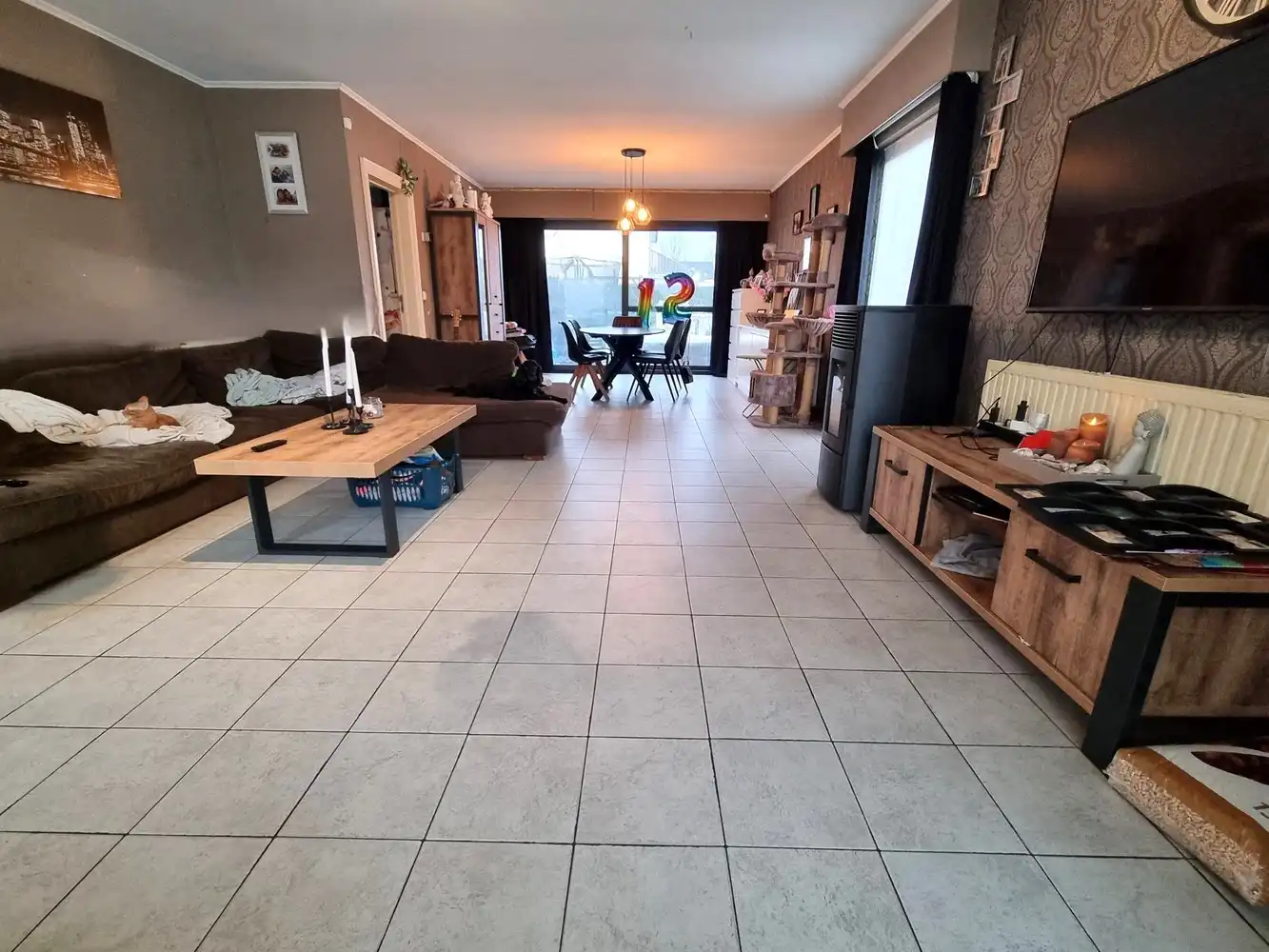 Hoofdfoto van de publicatie: Vrijstaande woning gelegen in een zeer rustige straat met 4 ruime slaapkamers