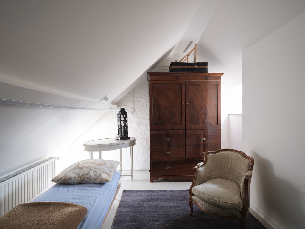 Karaktervolle burgerwoning met drie slaapkamers en een aangename, groene tuin op een uitstekende locatie in Gent. foto 20