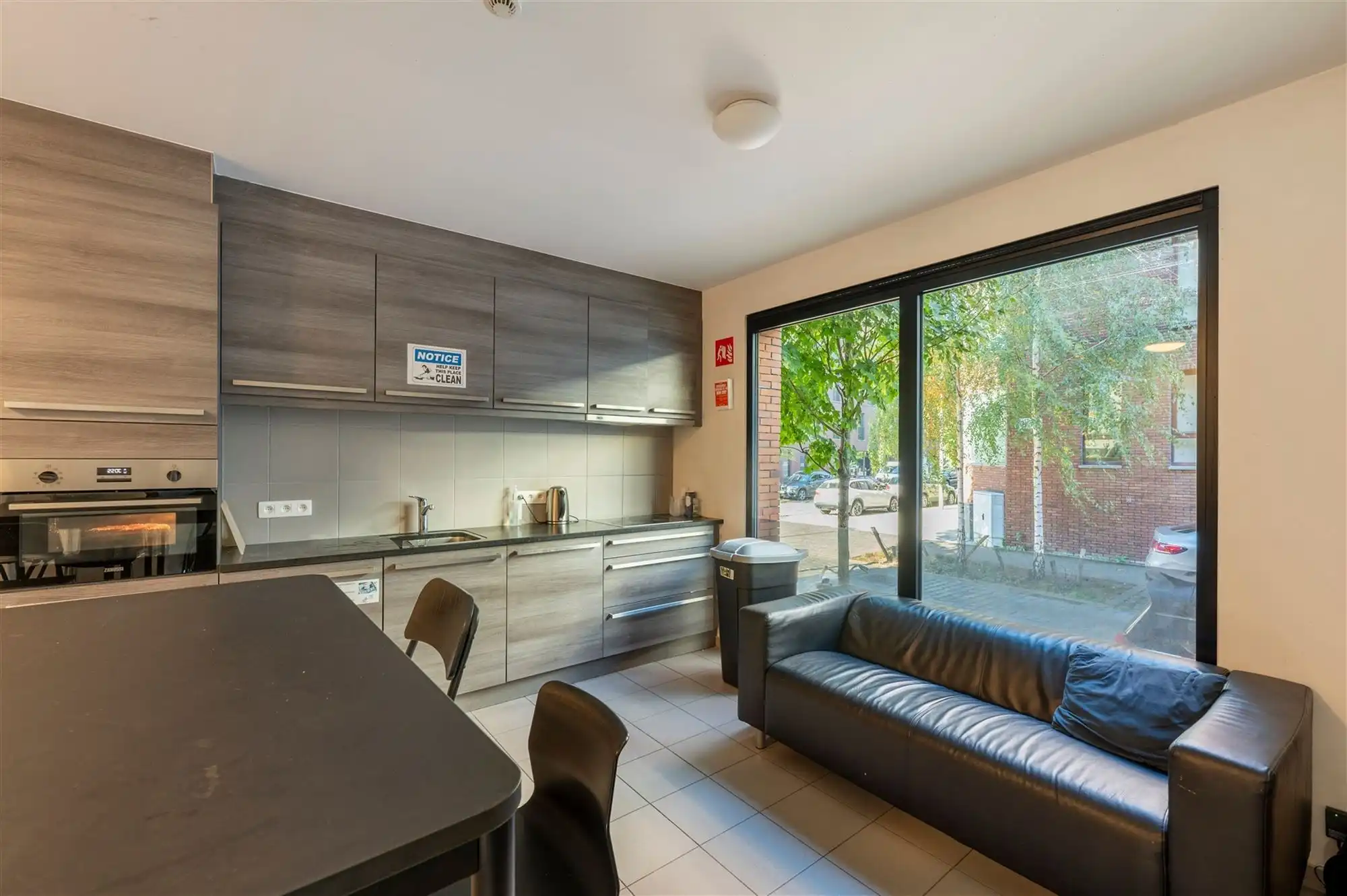 Gerenoveerde studentenkamer op het Eilandje foto 8