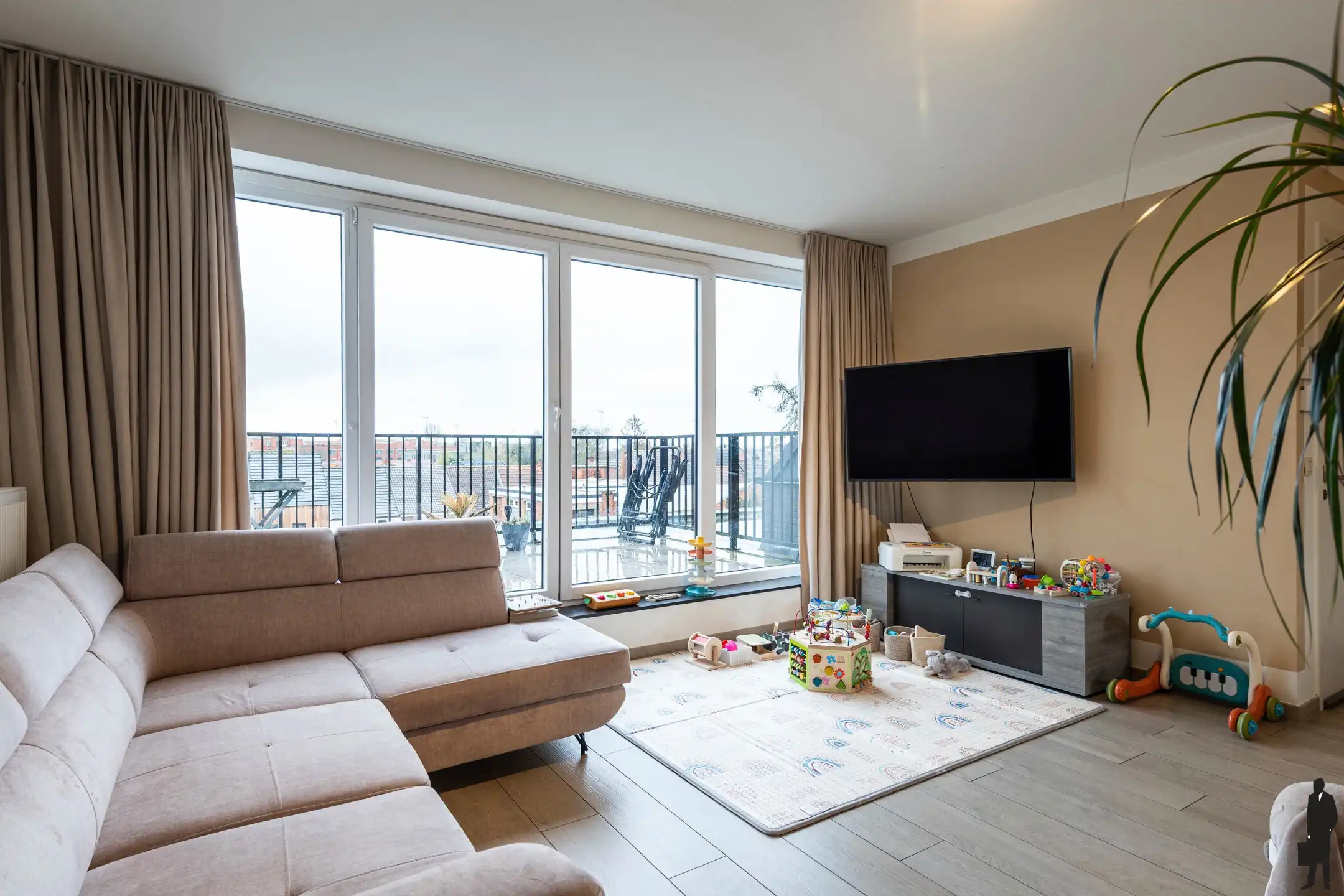 Instapklaar appartement met 2 slaapkamers en zonnig terras foto 4