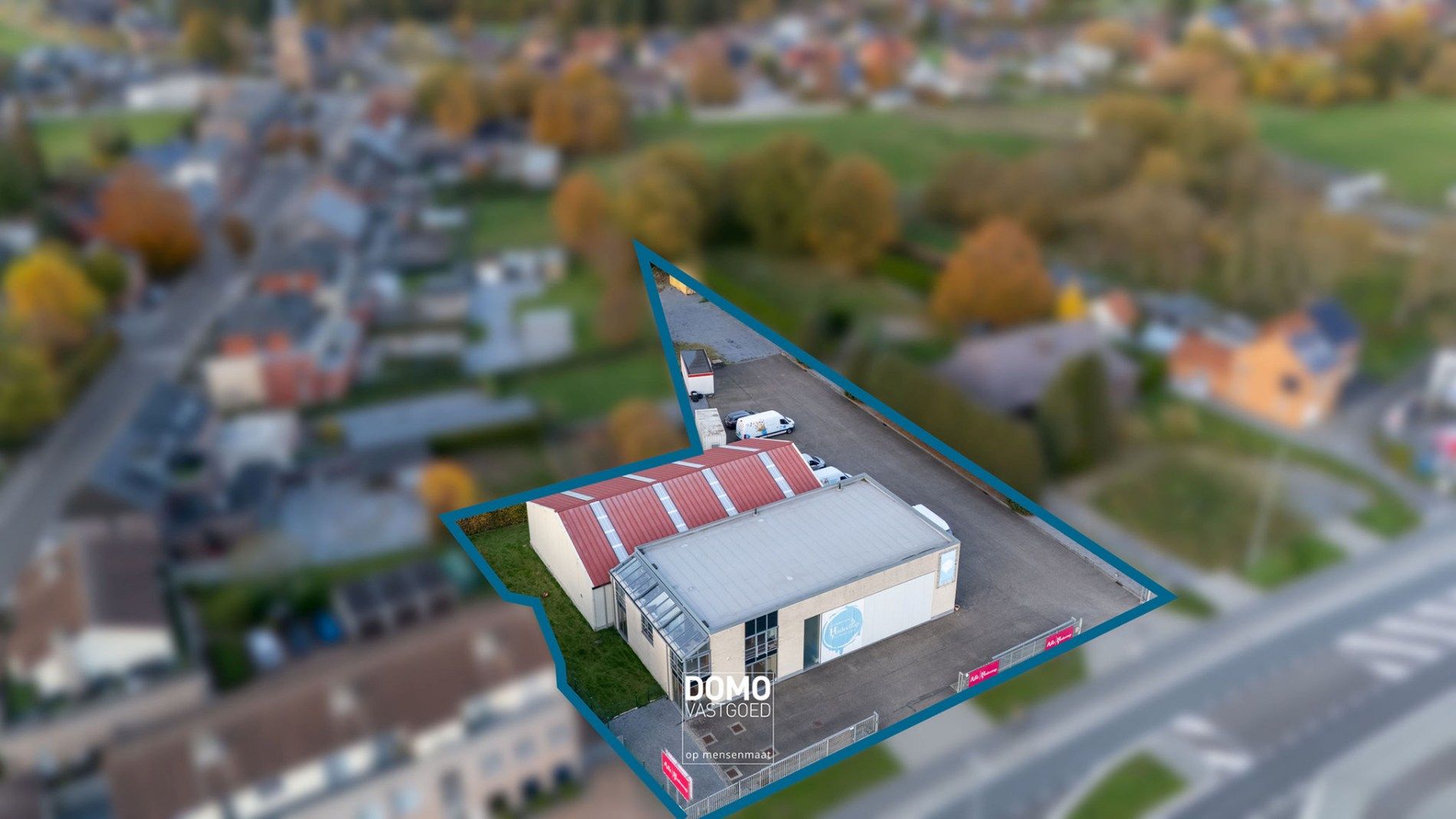 Industrieel vastgoed met sterke visibiliteit en tal van mogelijkheden foto {{pictureIndex}}