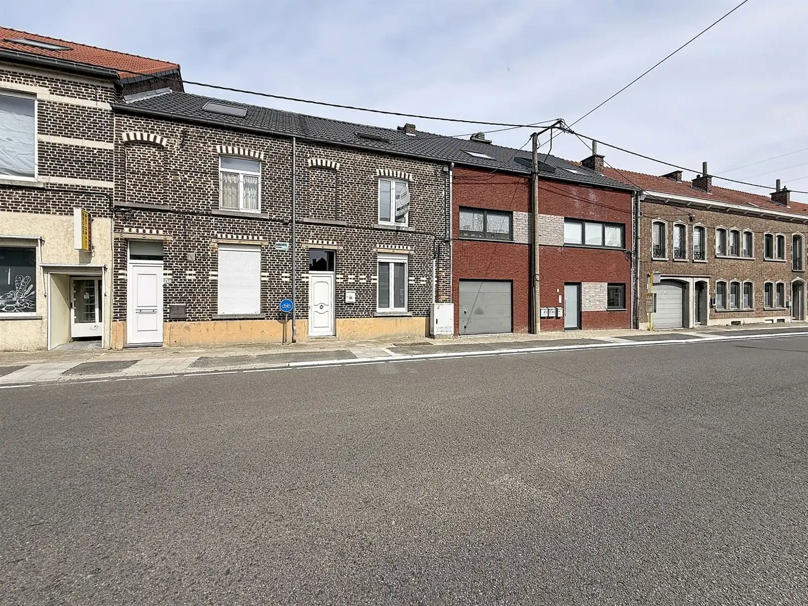 Instapklare stadwoning met koer, 2/3 slpks foto 27