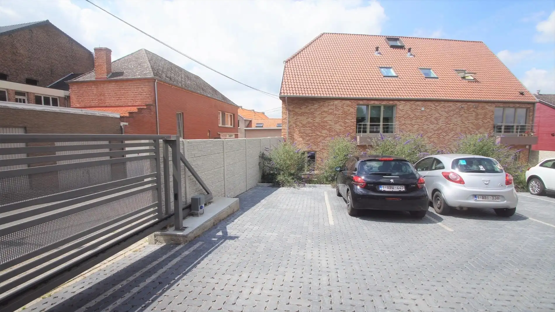 Energiezuinig duplexapp. met 2 slpks, terras en autostaanplaats foto 17