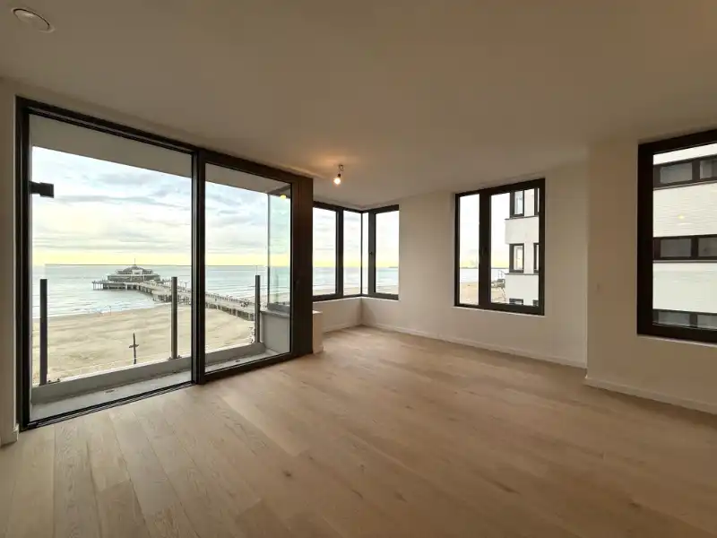 Prachtig hoekappartement met zeezicht vlakbij de Pier van Blankenberge foto 2