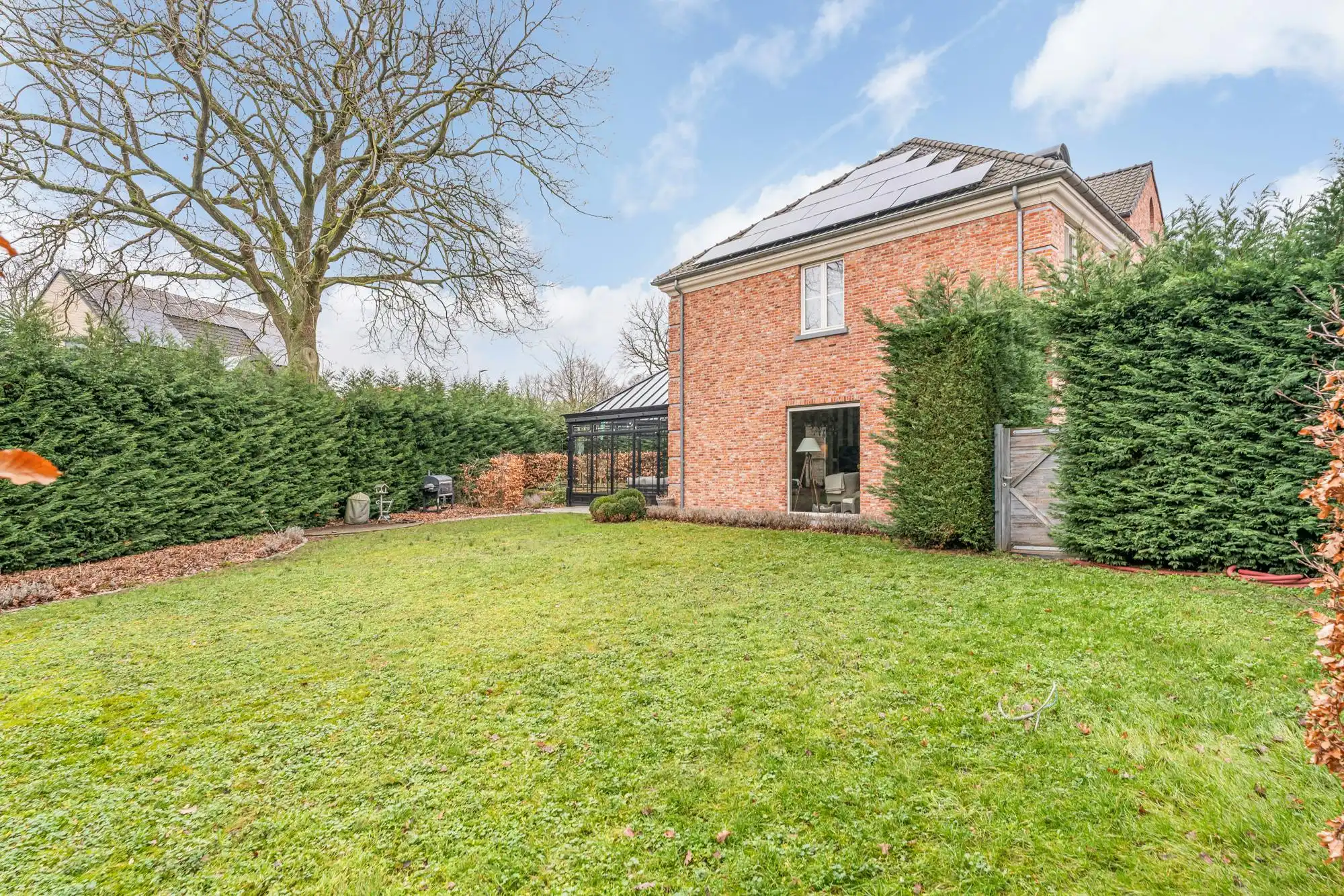 Pastorijvilla met praktijkruimte en studio te Zonhoven foto 31