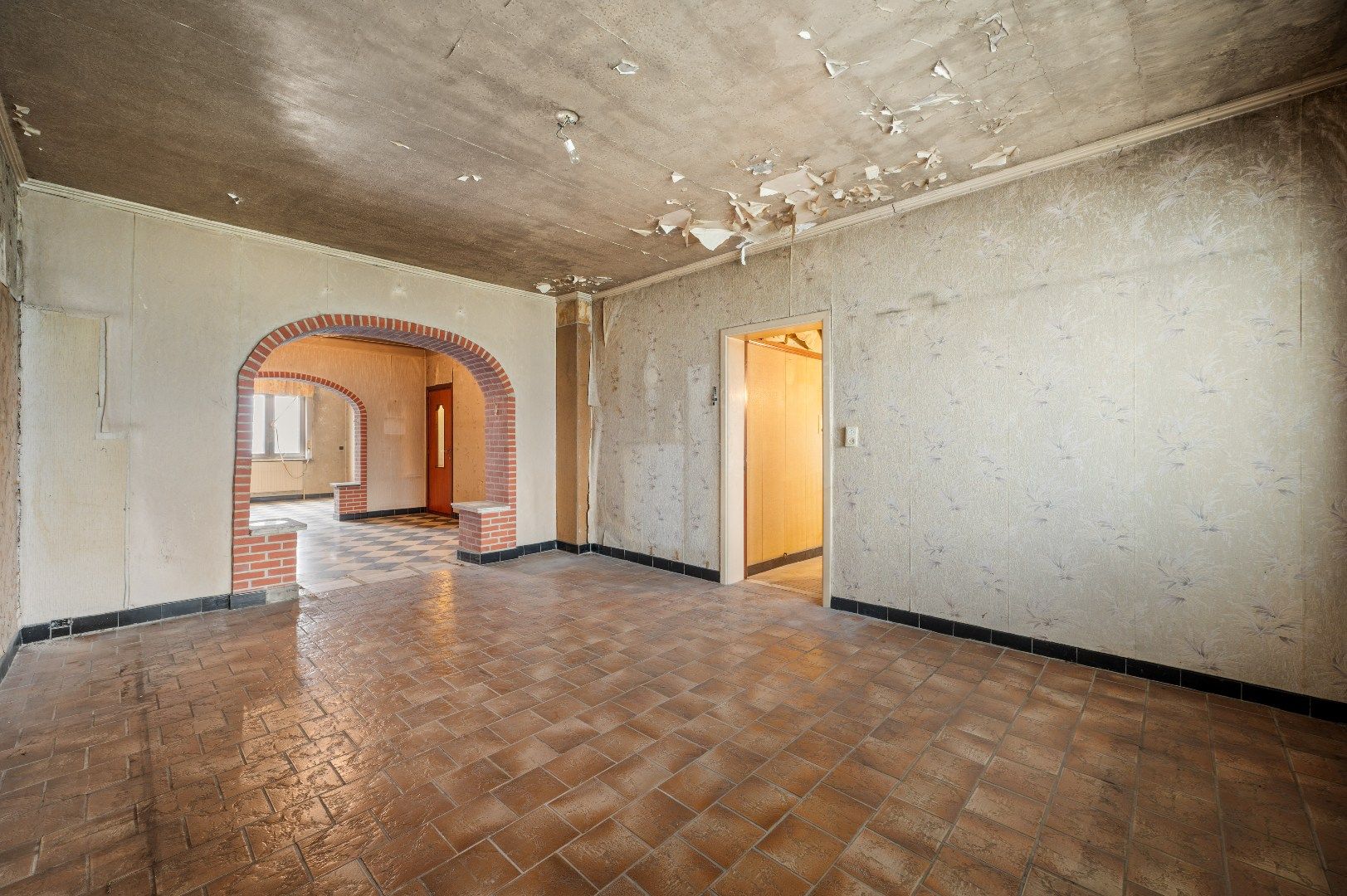 In bouwzone gelegen terrein: interessant voor investeerders! foto 12