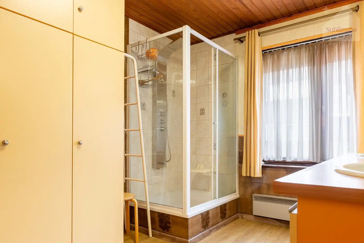 Opbrengsteigendom met 2 appartementen, tuin en garages te koop in Mol centrum foto 20