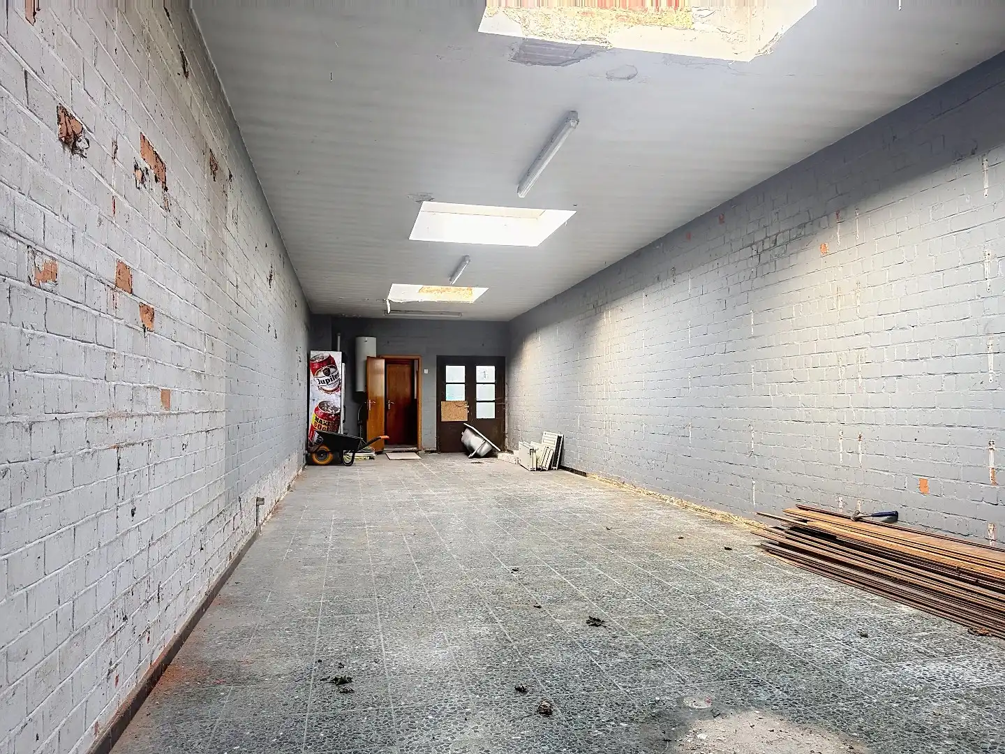 Te renoveren pand met veel potentieel in het centrum van Willebroek! foto 9