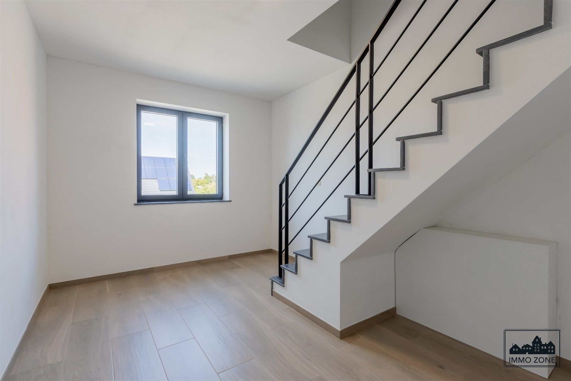 Rustig gelegen ruime energiezuinige woning. foto 24