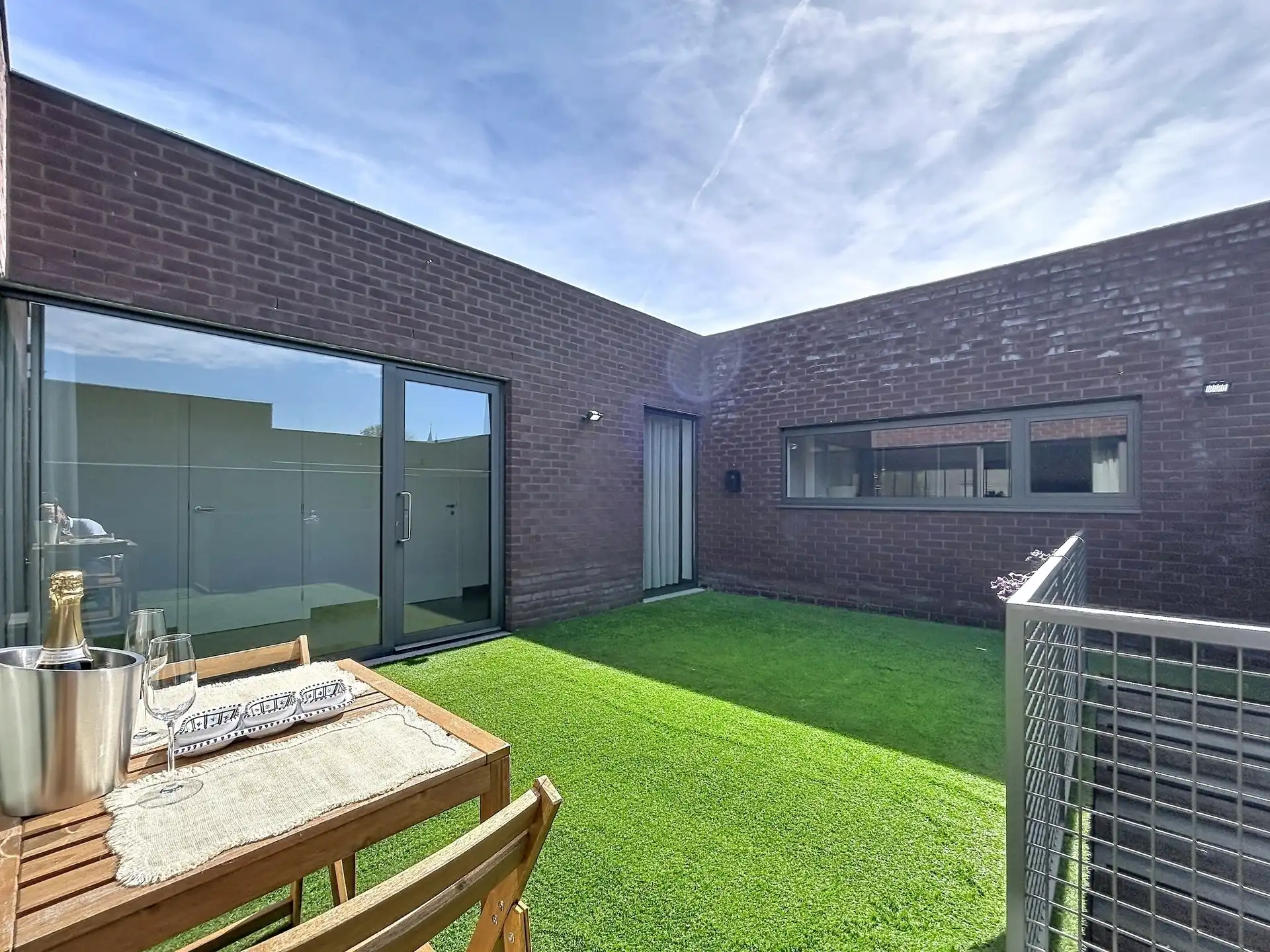 uniek penthouse met 3 slaapkamers, 3 bergingen en autostaanplaats op toplocatie  foto 18