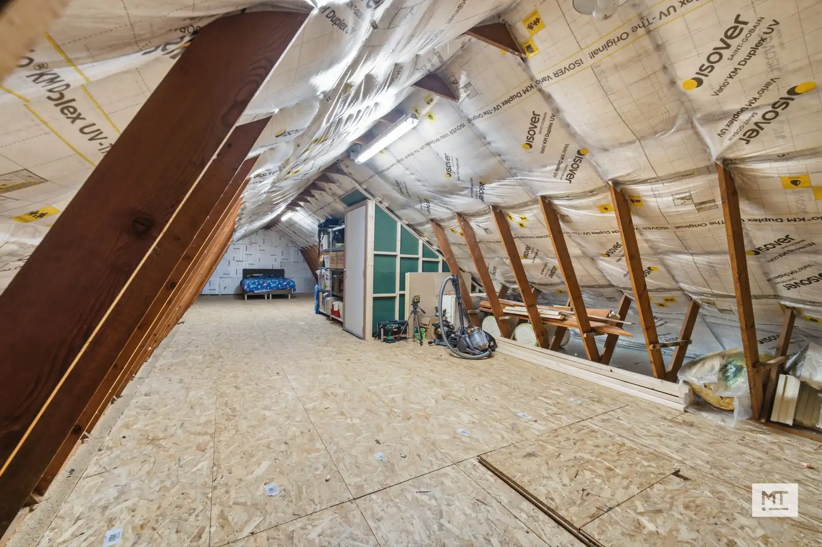 Gerenoveerde alleenstaande woning te koop op de Madonna foto 16