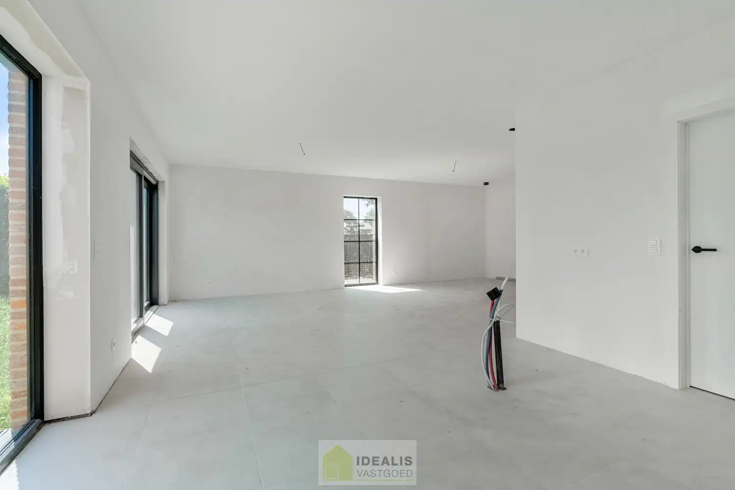 PRACHTIGE NIEUWBOUWWONING (GRONDAANDEEL €116.000,00 + 12% REGISTRATIERECHTEN EN CONSTRUCTIE € 277.000,00 + 21% BTW) MET EEN HEERLIJK LICHTRIJKE WOONKAMER MET OPEN KEUKEN MET AANSLUITEND BERGPLAATS, BUREEL, INPANDIGE GARAGE, 3 SLAAPKAMERS, EEN RUIME BADKAMER VOORZIEN VAN ALLE COMFORT! EEN HEERLIJK RUIM HUIS MET INPANDIGE GARAGE, EEN LEUKE TUIN, OP EEN GEGEERDE LOCATIE NABIJ HET CENTRUM VAN REPPEL! foto 13
