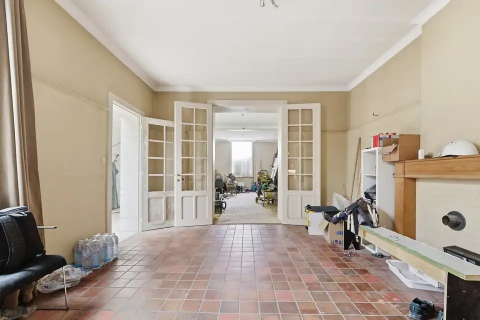 AUTHENTIEK TE RENOVEREN HERENHUIS IN SINT-TRUIDEN. foto 7