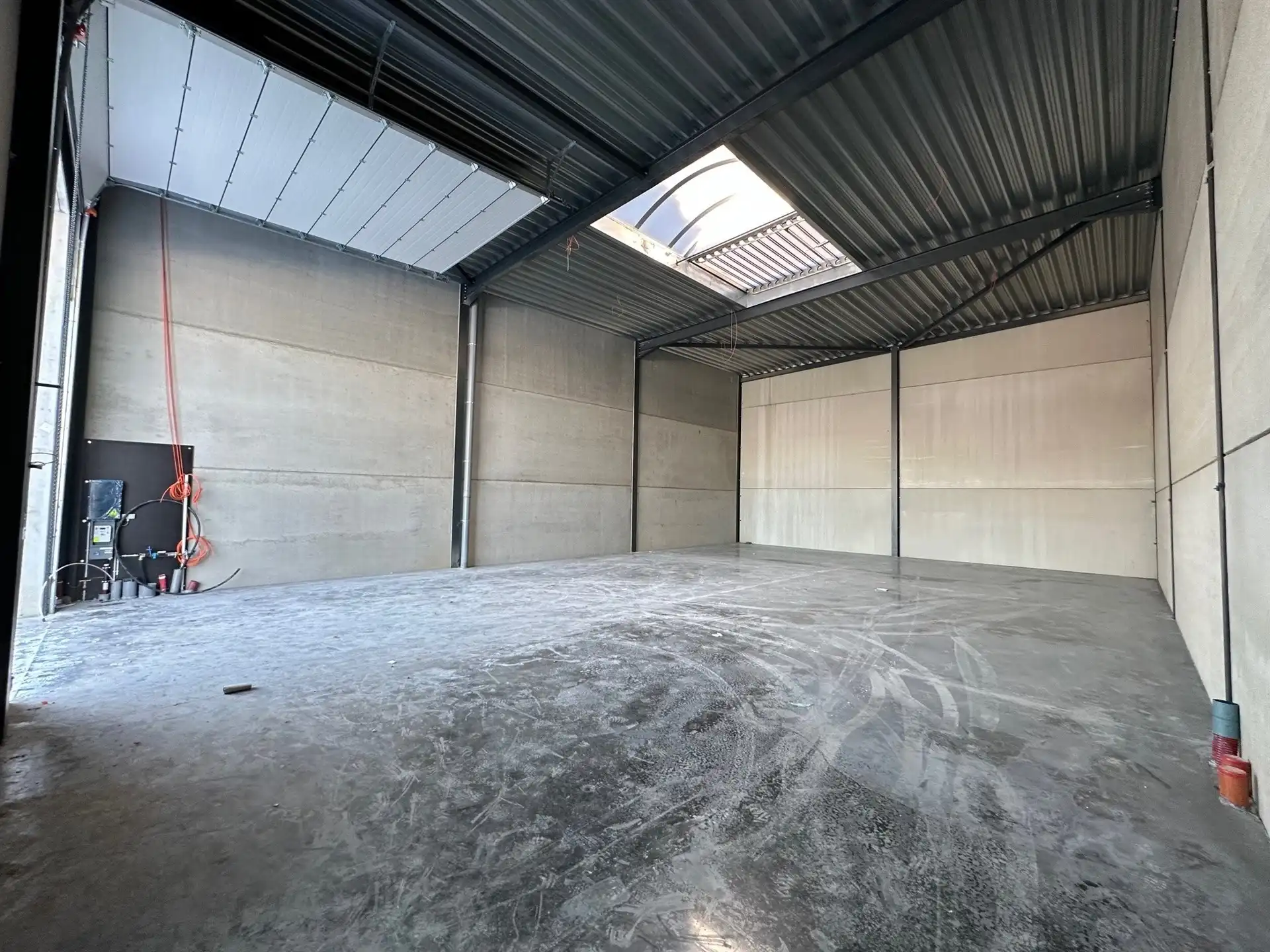 Industrieel gebouw - 228m² - in nieuwe ontwikkeling Wildebeek Erembodegem foto 3